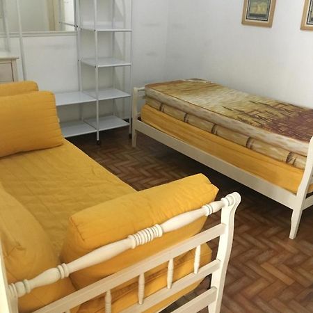 Apto Na Enseada- 3 Quadras Da Praia Da Enseada Apartment กัวรูจา ภายนอก รูปภาพ